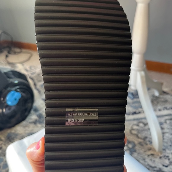 Dolce Vita Platform Sandals - Size 6 - Picture 5 of 7